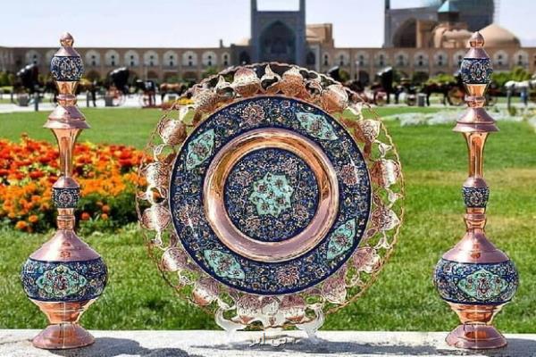 احیای هنرهای سنتی اصفهان راهی برای تقویت مقاومت فرهنگی در دوران حساس