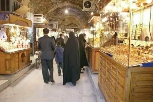 پیش بینی یک اقتصاددان درمورد قیمت طلا، سکه، ارز و خودرو تا انتهای سال