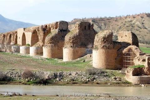 خطر بیخ گوش مادر پل های ایران، كشكان در حال ریزش است