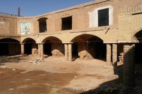 ۳۷ساخت و ساز غیرقانونی در حریم درجه ۲ تخت جمشید تخریب شد