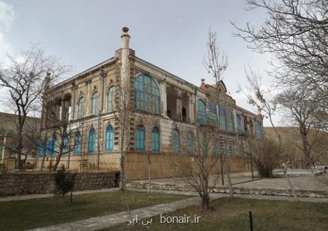 كاخی كه نیمی از آن ایرانی و نیمی خارجی است بعلاوه تصاویر