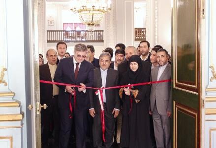 نمایشگاه دست بافته های سنتی روسیه در كاخ نیاوران راه اندازی شد