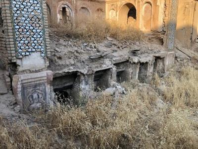 برخی سوداگران خیال می كنند همه بناها تاریخی هستند